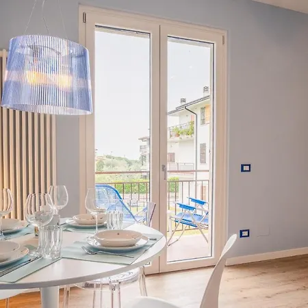 Blue - Italian Homing Sirmione